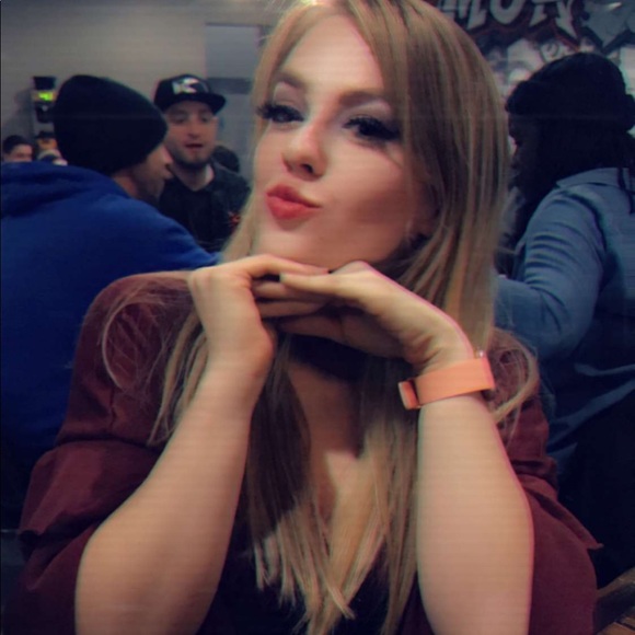 Iโm a posh  ambassador ๐ต๐ฅ๐๐ - Picture 4 of 8